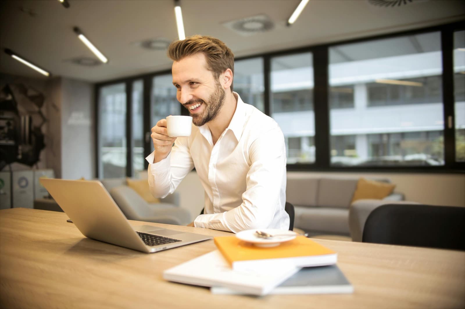 Multi-Channel Lead Acquisition Tools Every Marketer Needs
