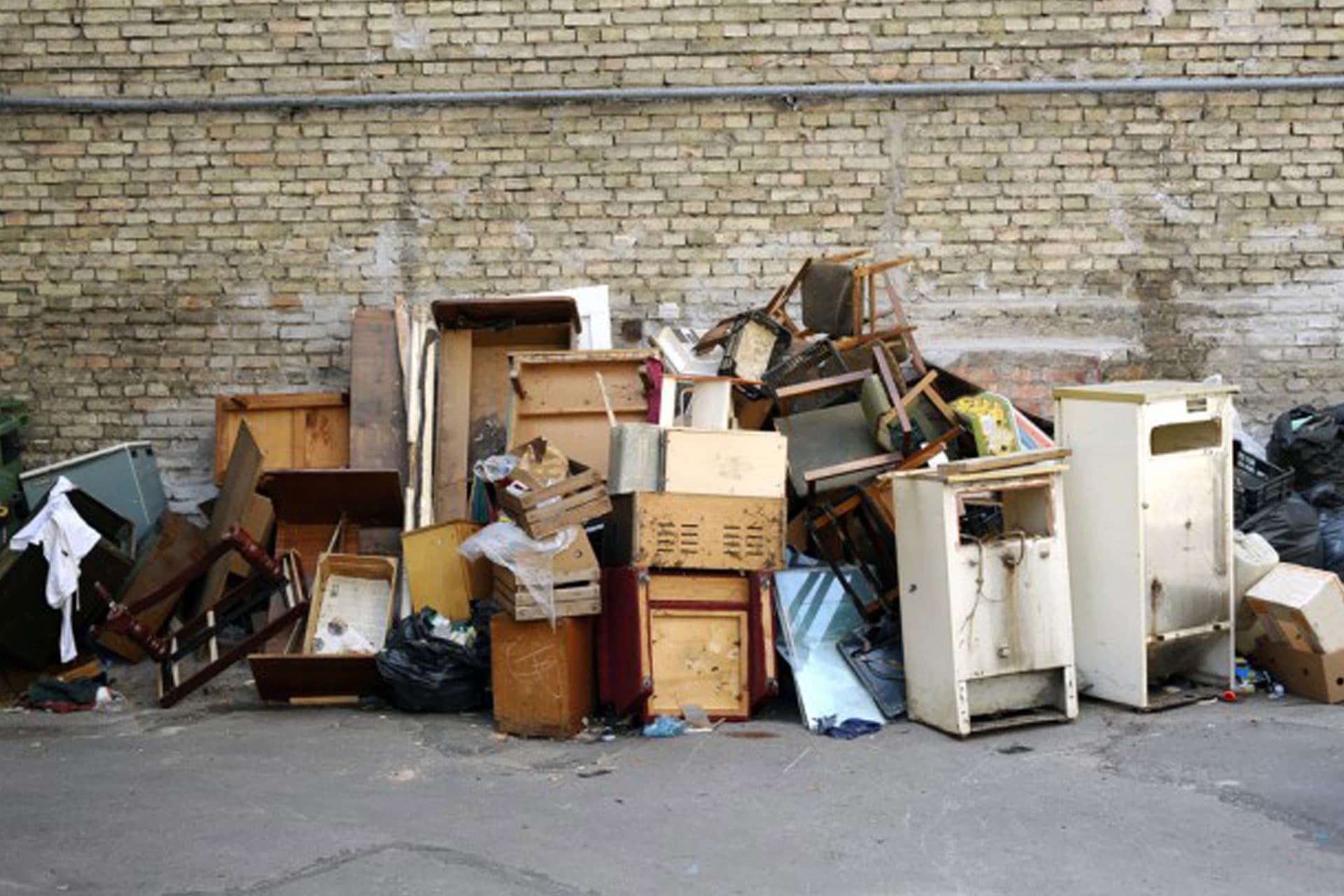 Construction Debris Removal for Cleaner Job Sites