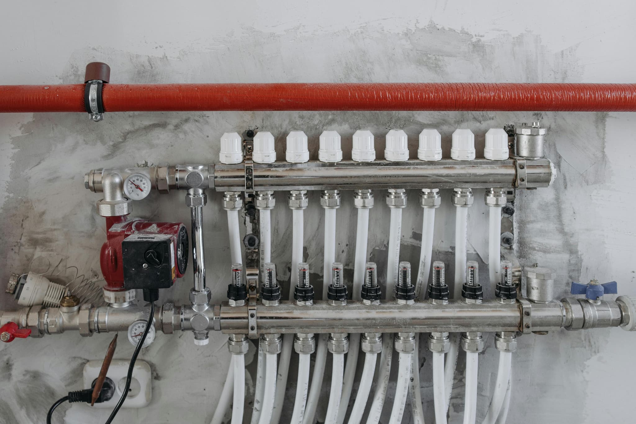 Professional Basement Dehumidification to Control Moisture Levels