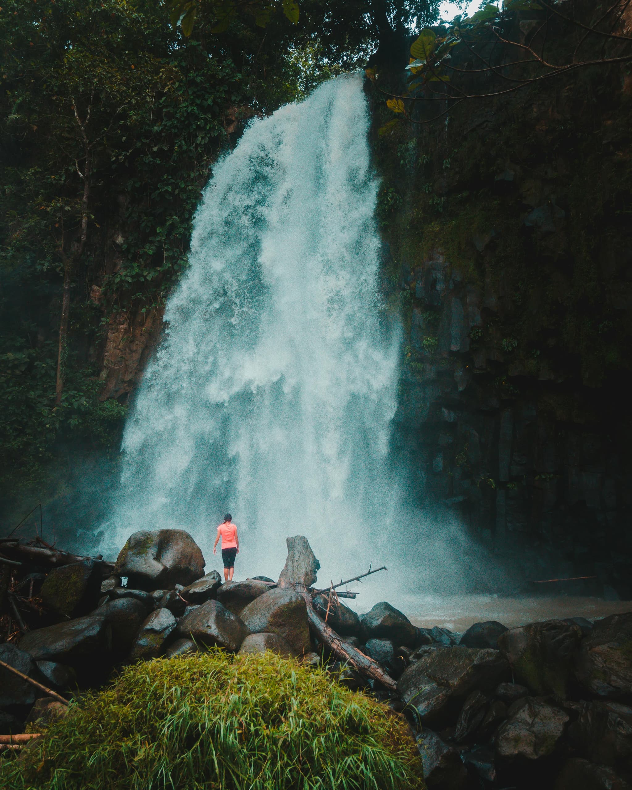 How Waterfall Shuttle Helps You Explore Any Waterfall in Oregon