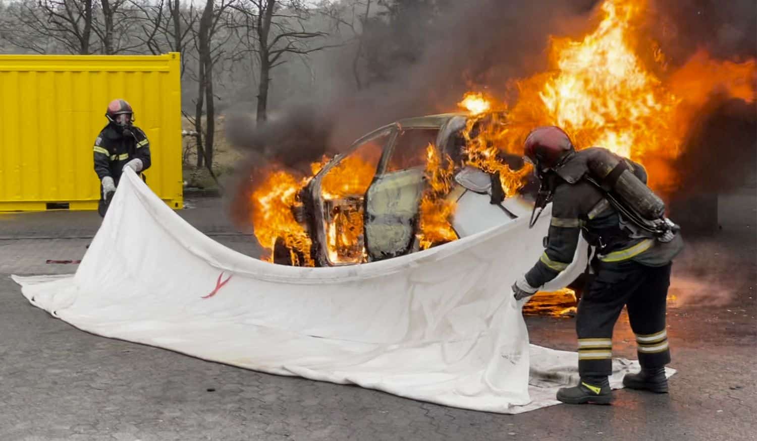 Professional EV Fire Blanket for Electric Car Fire Emergencies
