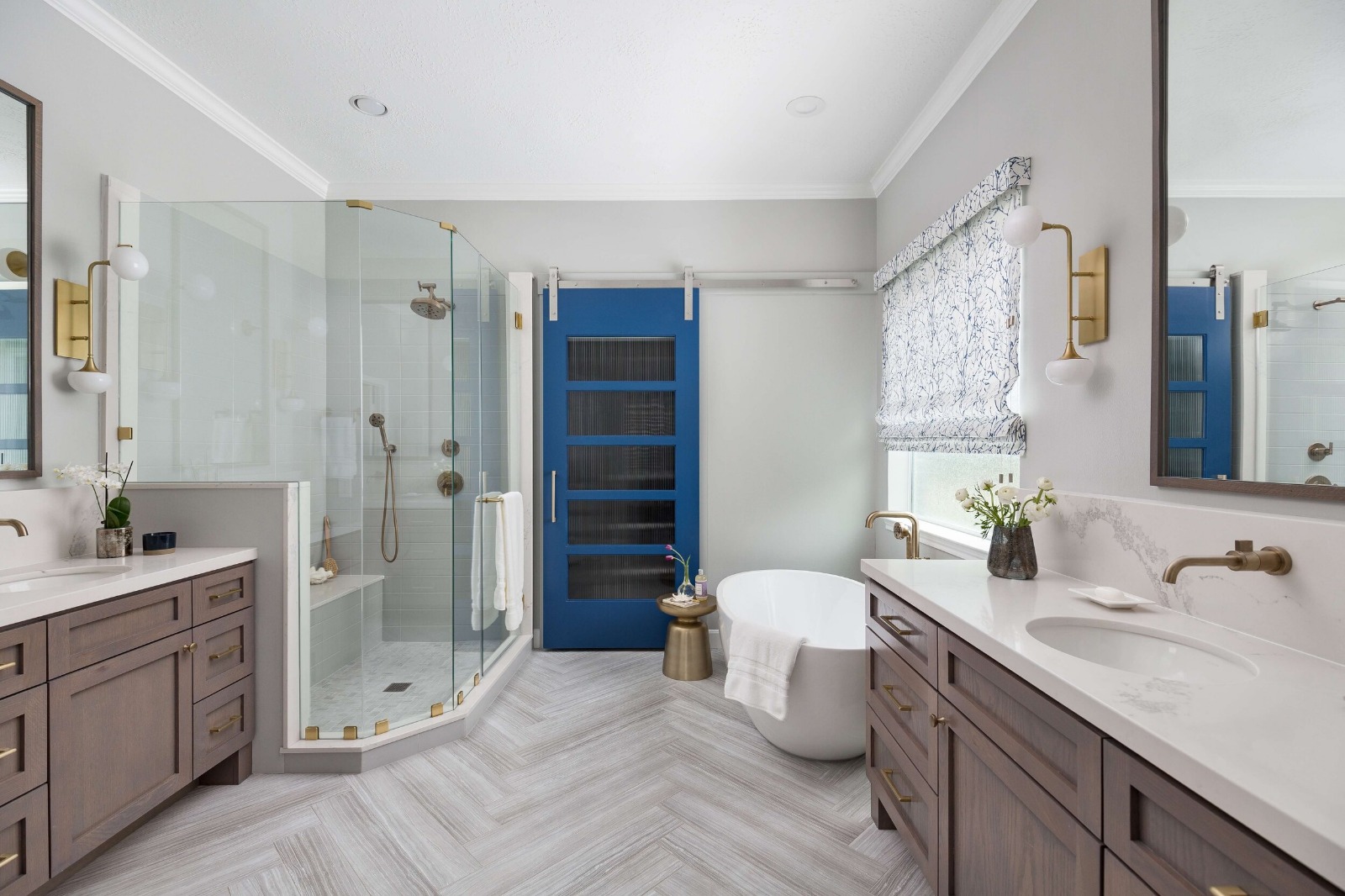 Corner Shower Screen Frameless Offering Sleek Design