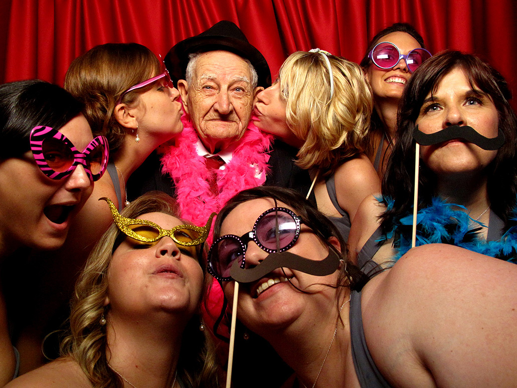DC Photo Booth Rental for Weddings with Unlimited Memories