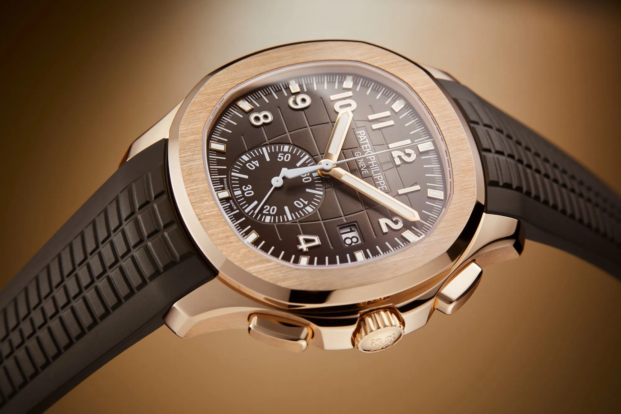 Patek Philippe Rubber Strap: Combining Luxury with High-Performance Design