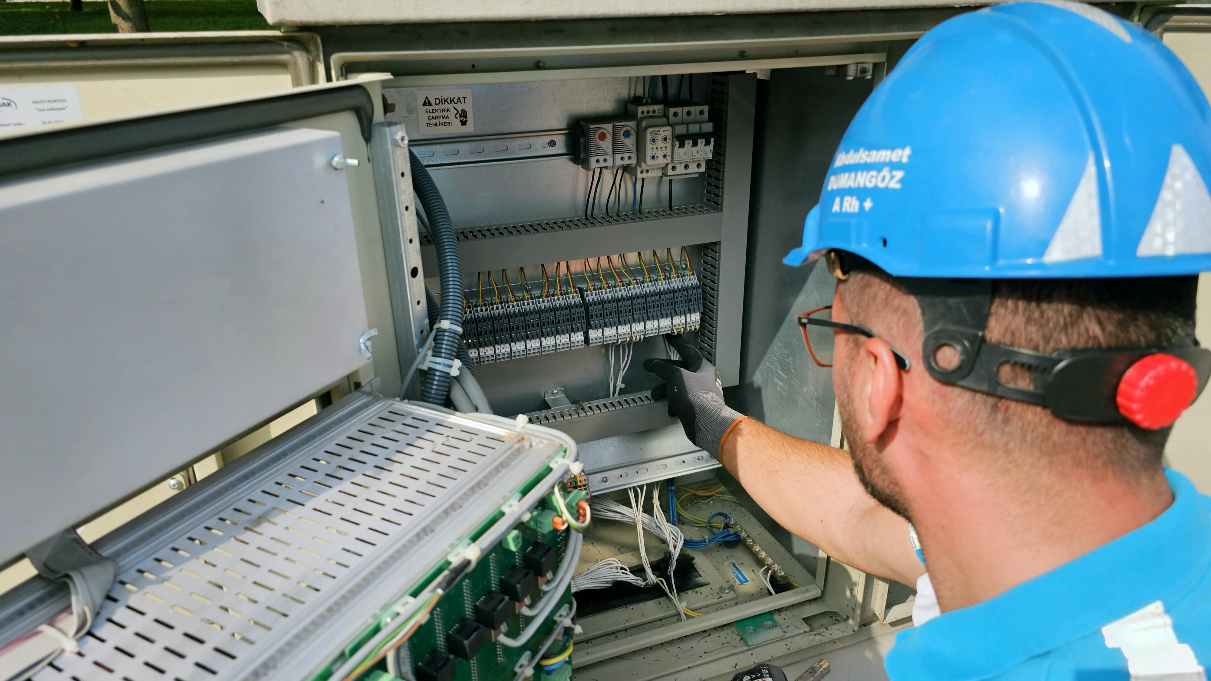 Electrical Troubleshooting Tips for Delaware Homeowners