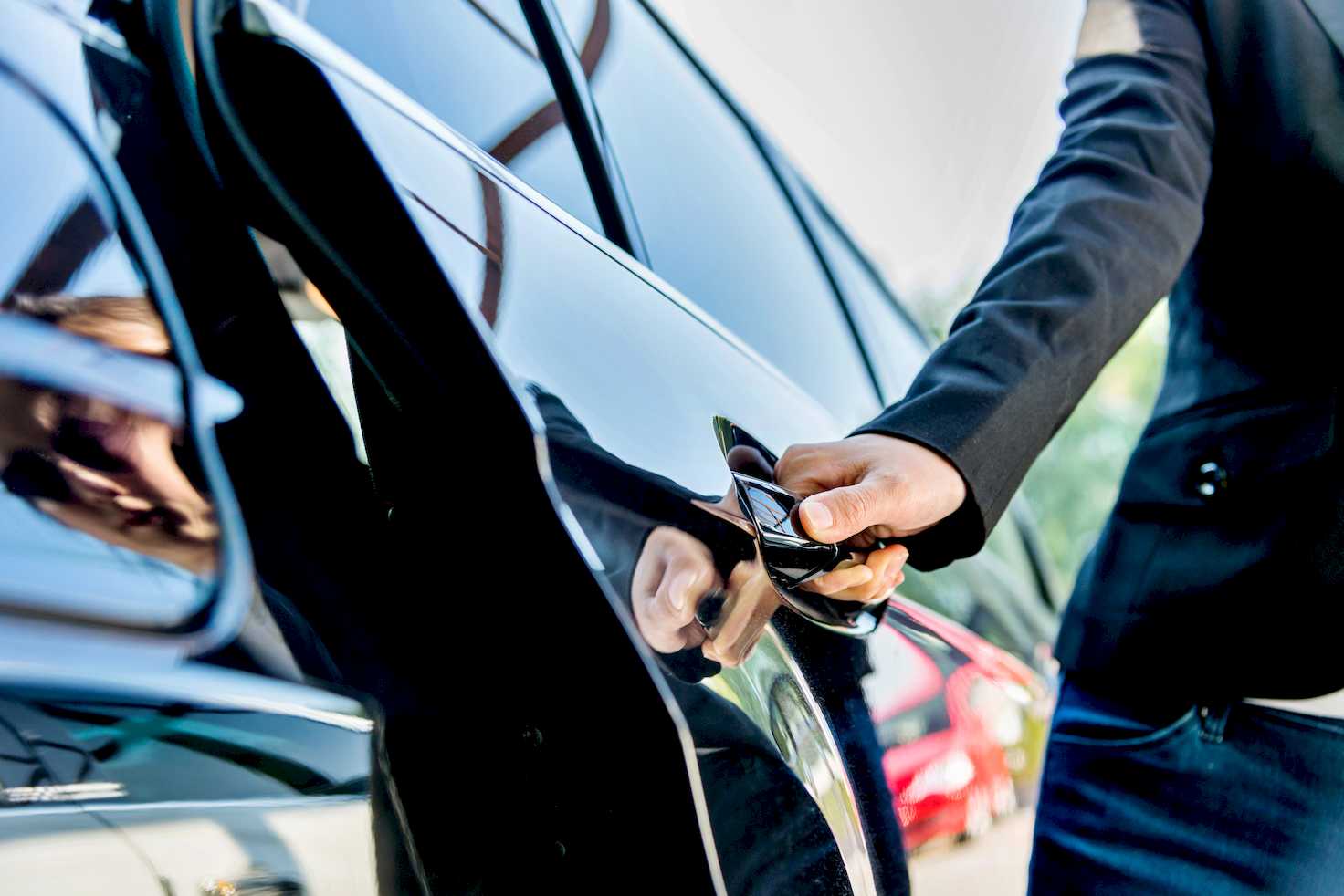 Book a Private Driver China for Smooth Airport Transfers