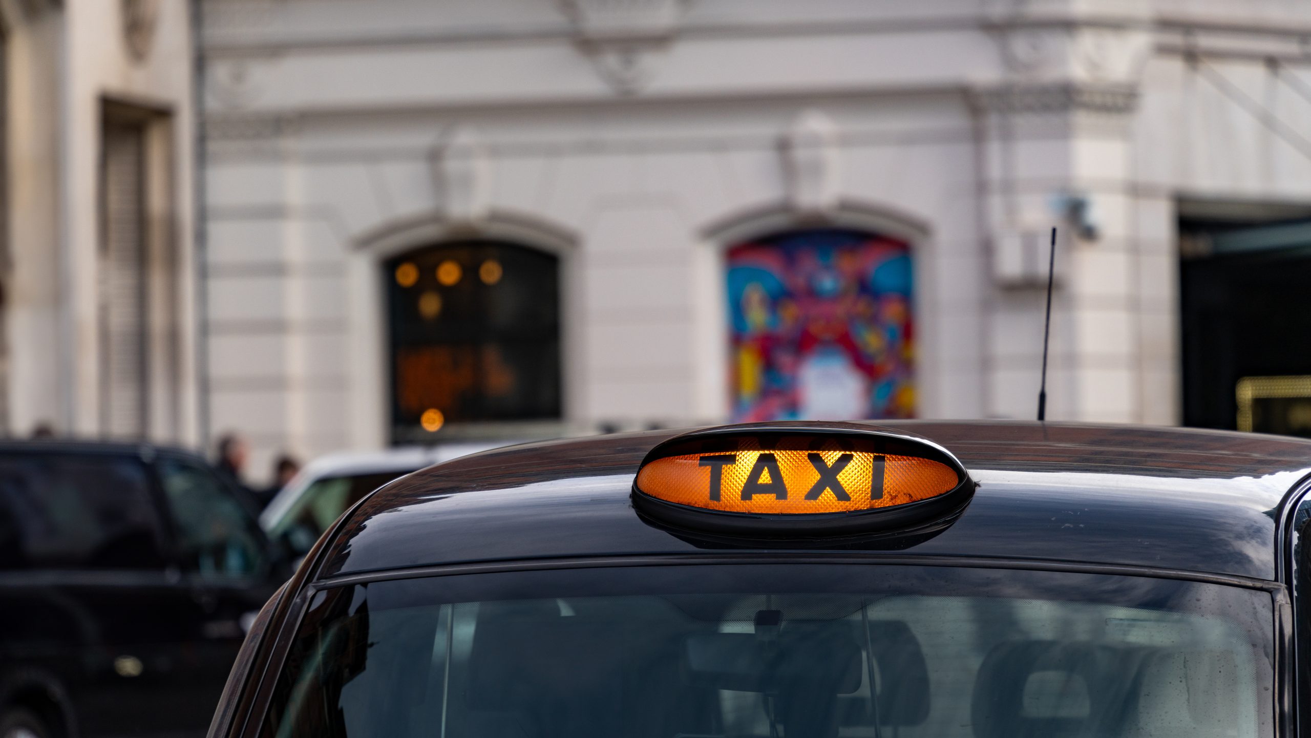 Esher Cabs – Comfort, Safety, and Punctuality in Every Ride