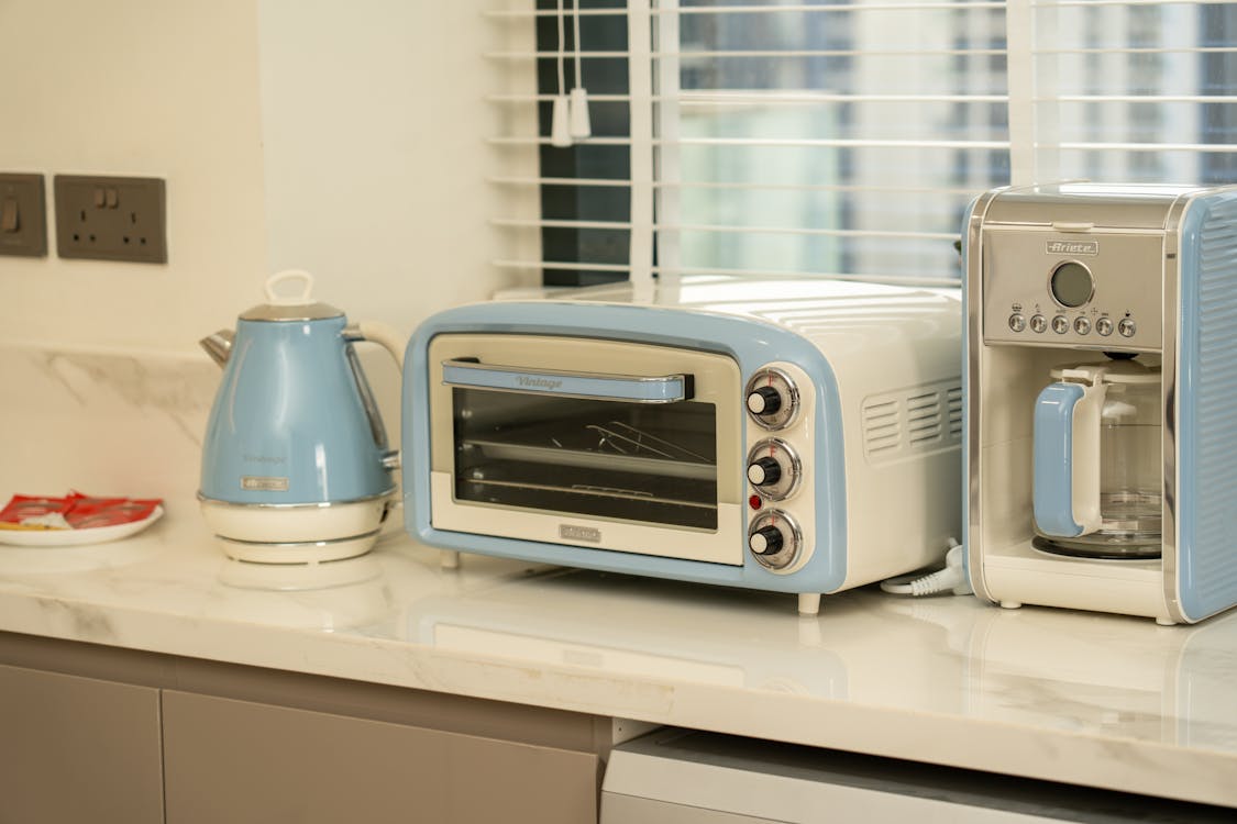 Retro Appliances That Bring Color and Personality to Your Home